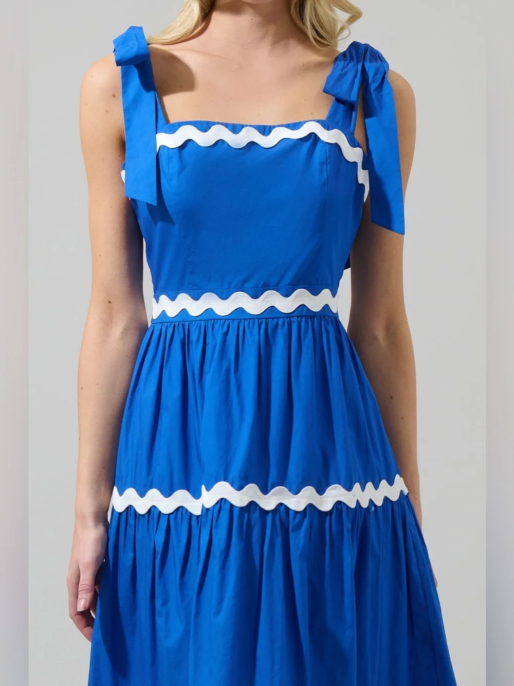Sugarlips Edith Tiered Midi Dress MEDIUM Blue/White NEW WITH TAGS - Picture 4 of 10